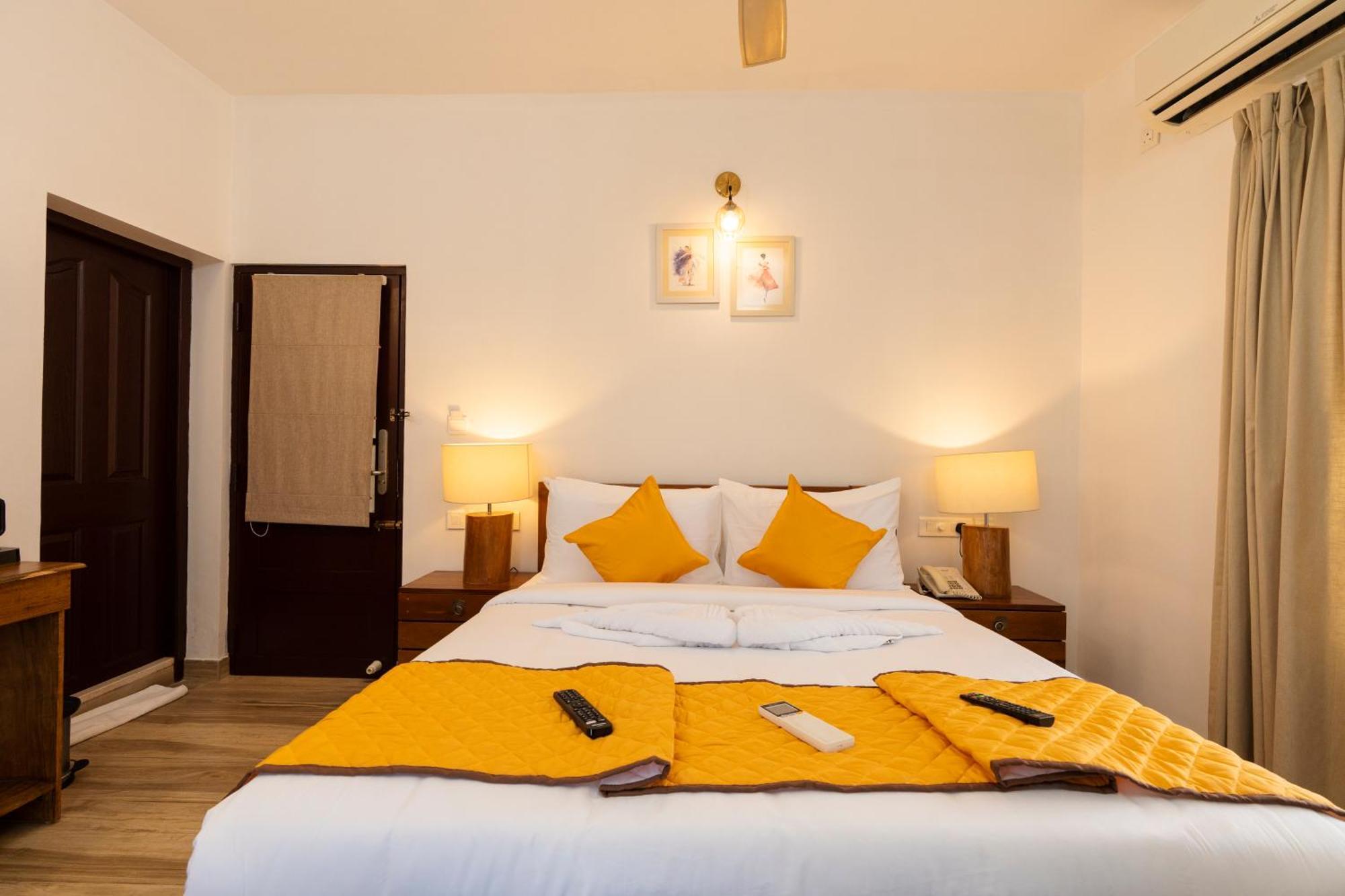 Solo Inn By Hawk Hospitality Kochi 외부 사진