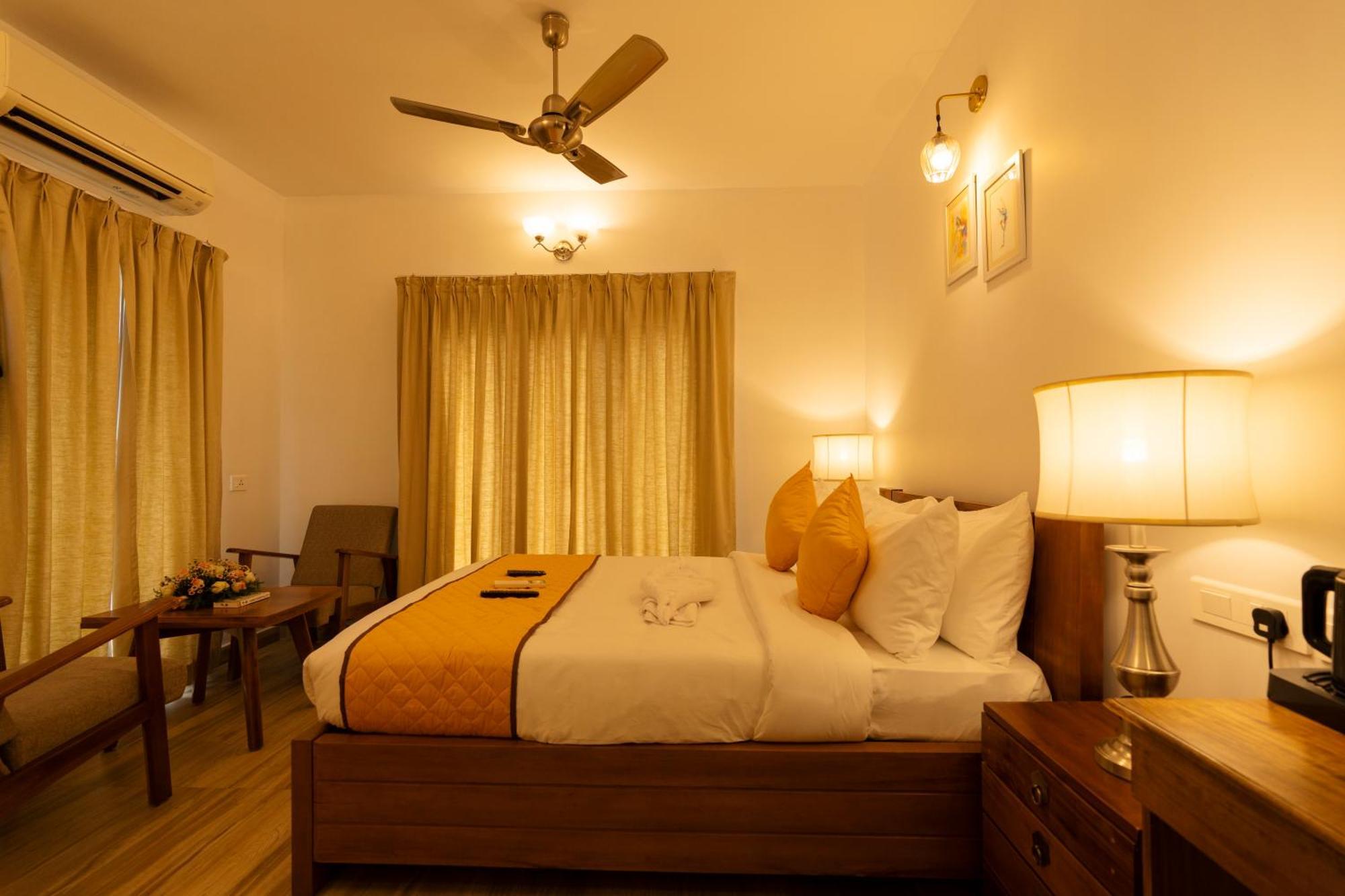 Solo Inn By Hawk Hospitality Kochi 외부 사진