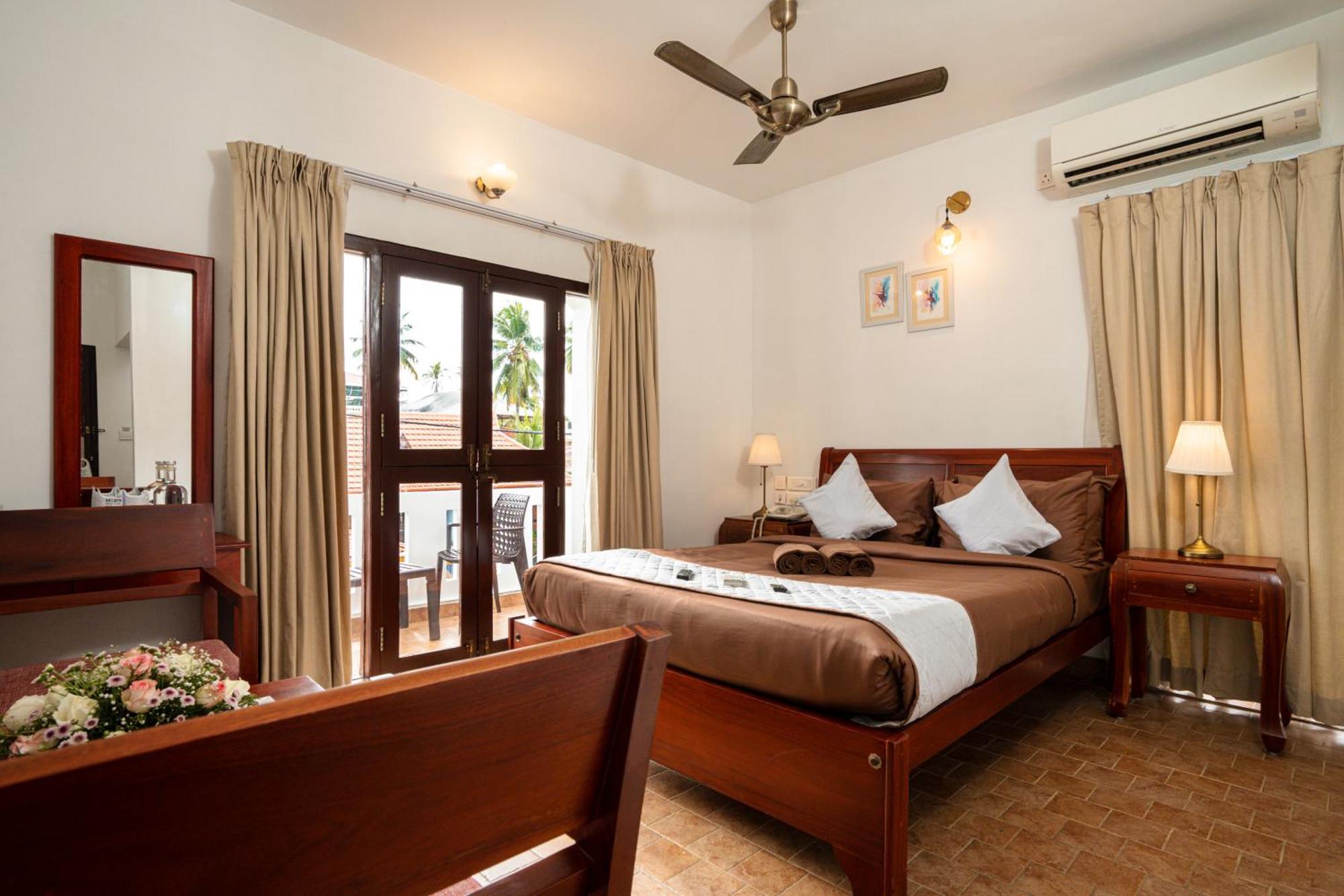 Solo Inn By Hawk Hospitality Kochi 외부 사진